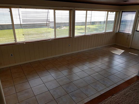 5th image of 12164 N Lakeshore Dr