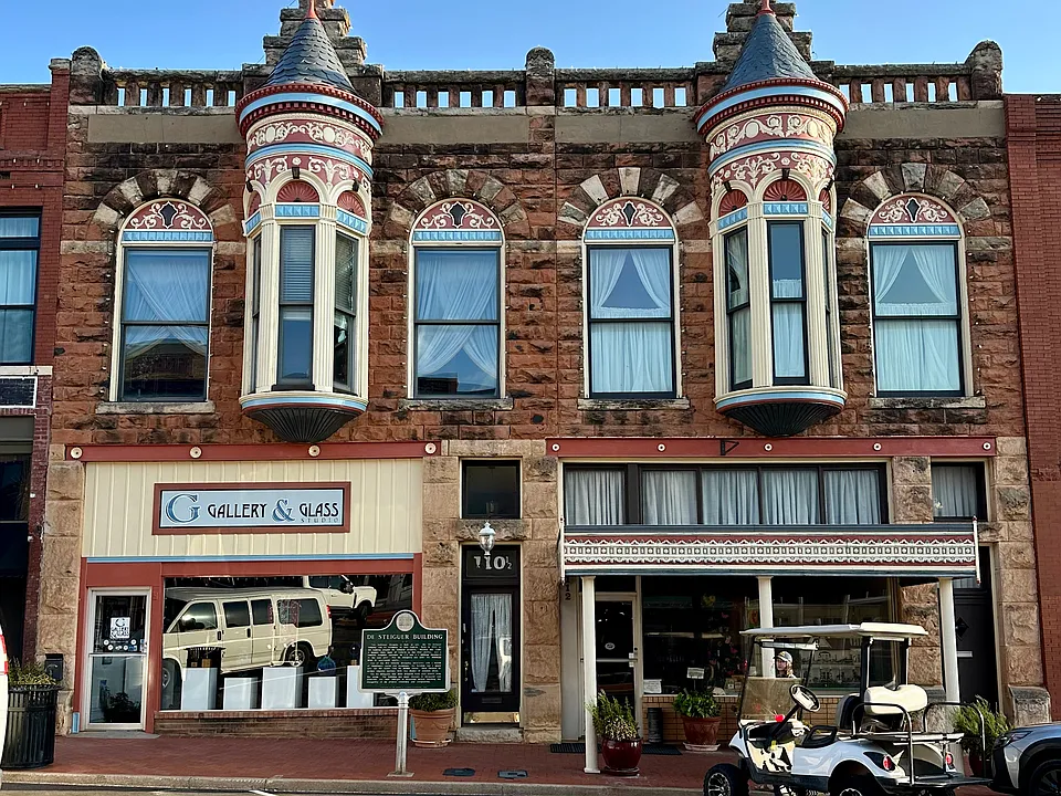 110 E Oklahoma Ave #B-1/2
