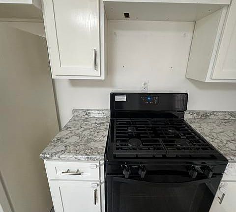 5th image of 1422 E 21ST Street