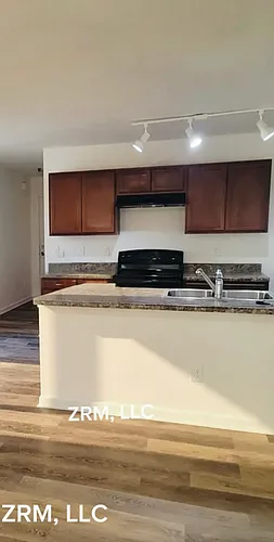 315 Crestfield Cir Photo 1