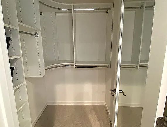 3rd image of 2881 Horizon Cir