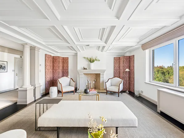 936 5th Avenue image 7 of 35