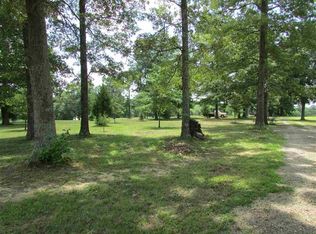 390 Straton Dr, Adamsville, TN 38310