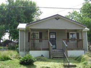215 Hamilton Ave, Lancaster, KY 40444