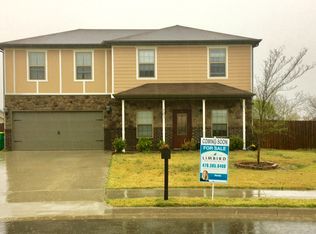 701 Edens Ct, Centerton, AR 72719
