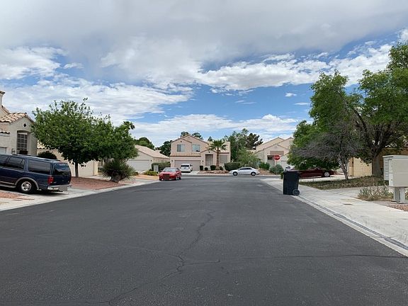4th image of 5705 Berwick Falls Ln