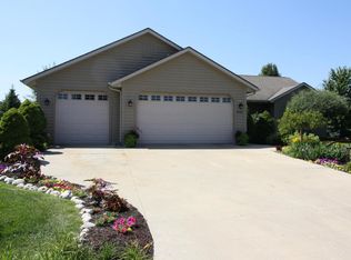 5905 Potomac Pl, Racine, WI 53406