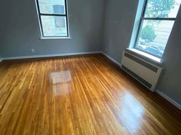 3rd image of 2 Stoddard Pl Bsmt 2