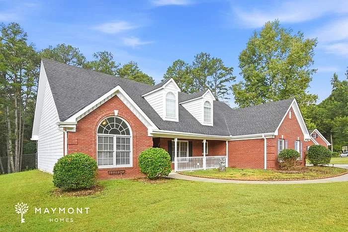 4 bed, 3.0 bath, 2233 sqft, $2,245 — Photo 4