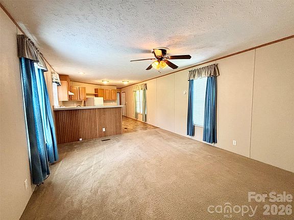 5th image of 72 S Greenleaf Rd