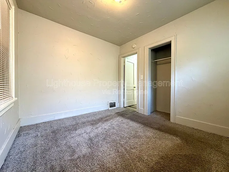 232 E Lincoln Ave — Photo 14