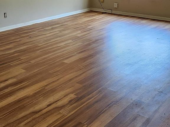 4th image of 621 McArthur St APT 2