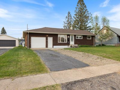 207 Dorchester Dr, Hoyt Lakes, MN, 55750