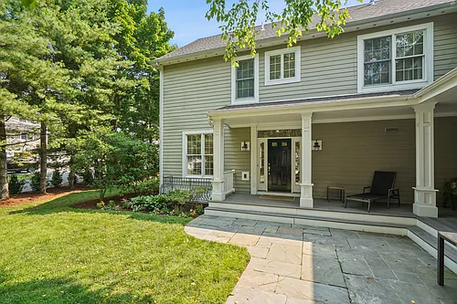 25 Decatur St #B Photo 1