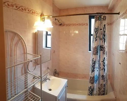 Rented by EZ Sell Realty | media 18