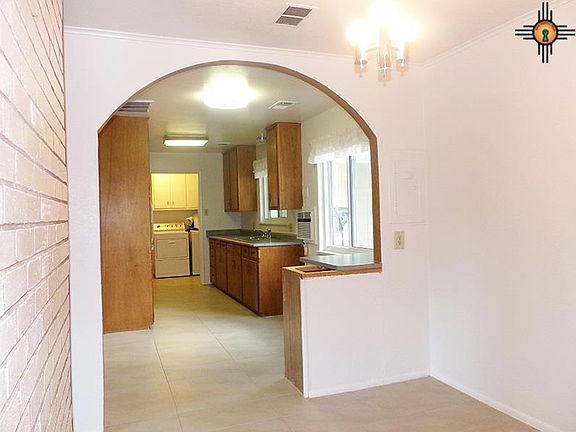 4th image of 3008 Raybun St