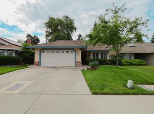 851 Fordham Dr, Woodland, CA 95695
