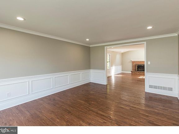 4th image of 5 Saratoga Dr