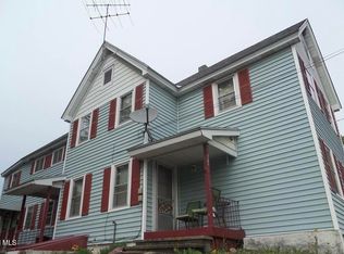 394 S Main St, Gloversville, NY 12078