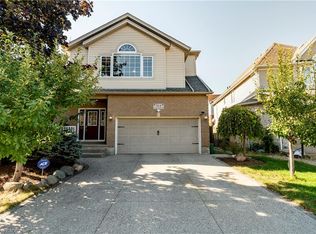 564 Willow Wood Dr, Waterloo, ON N2T2T5