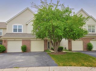 130 Stockton Dr, Grayslake, IL 60030