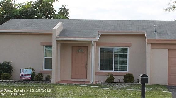 3rd image of 3921 NW 115th Ter