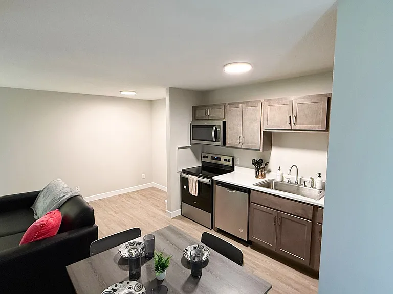 104 N Lincoln Ave — Photo 13