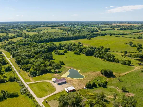 23936 Foxtrot Ln, Kirksville, MO 63501