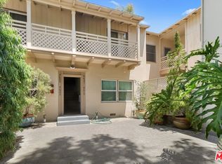 9625 Charleville Blvd, Beverly Hills, CA 90212