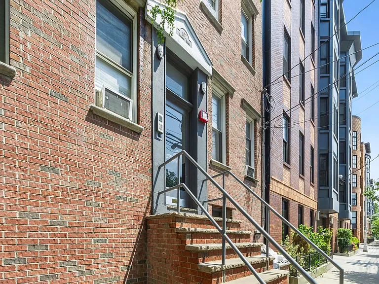 107 Harrison St #2 — Photo 11