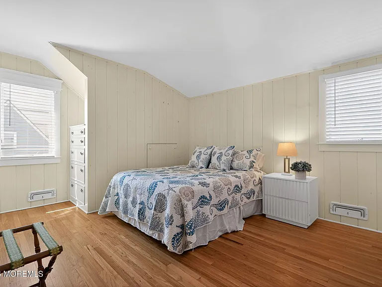 1521 Ocean Ave — Photo 23
