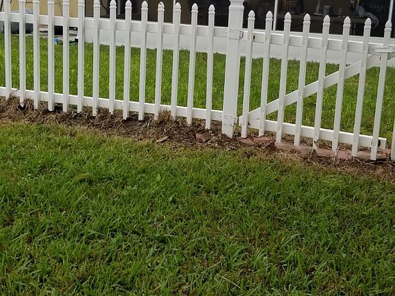 4th image of 3625 Stonefield Dr