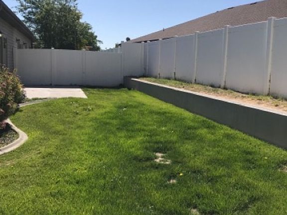 2nd image of 387 Arrowhead Path