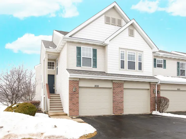 3021 Saganashkee Ln, Naperville, IL 60564
