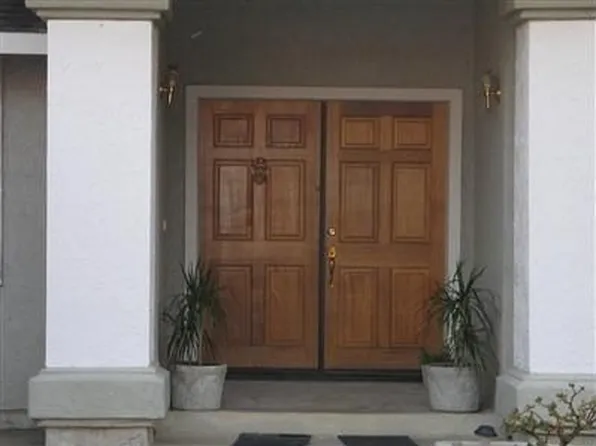 2412 Heinemann Dr, Valley Springs, CA 95252