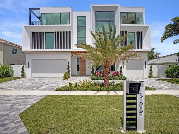 365 NE 3rd St, Boca Raton, FL 33432