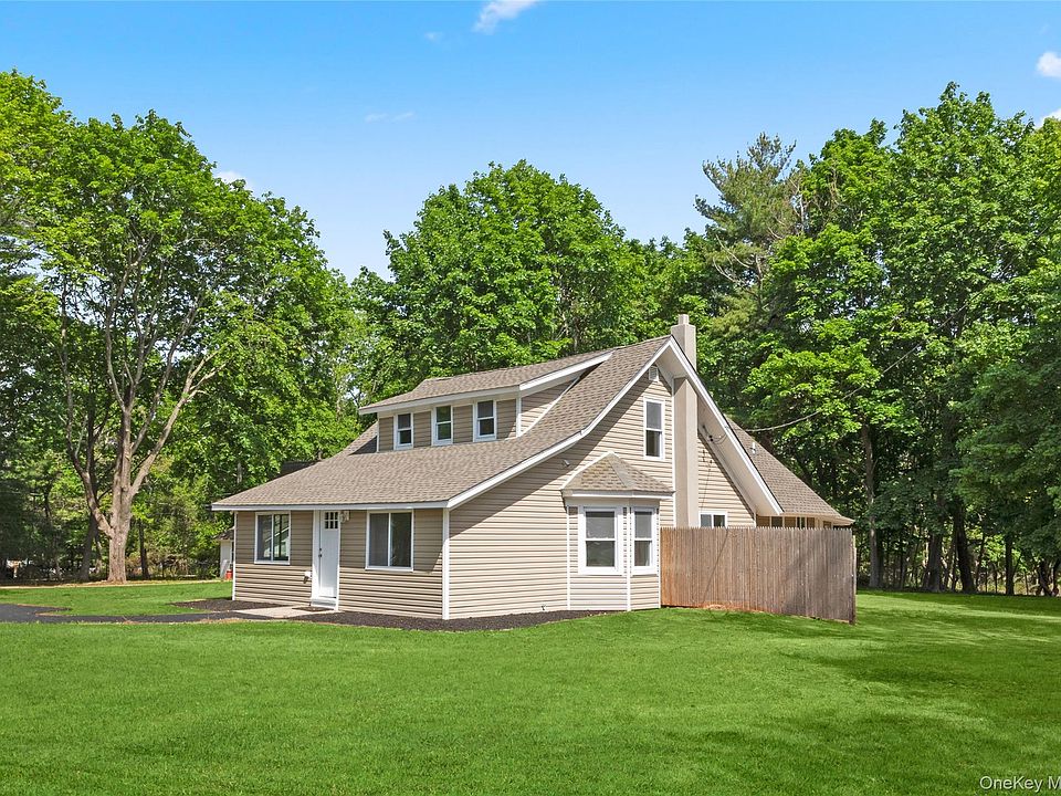 1st image of 5 Long Pond Road