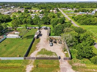 1406 Hill Ave, League City, TX 77573