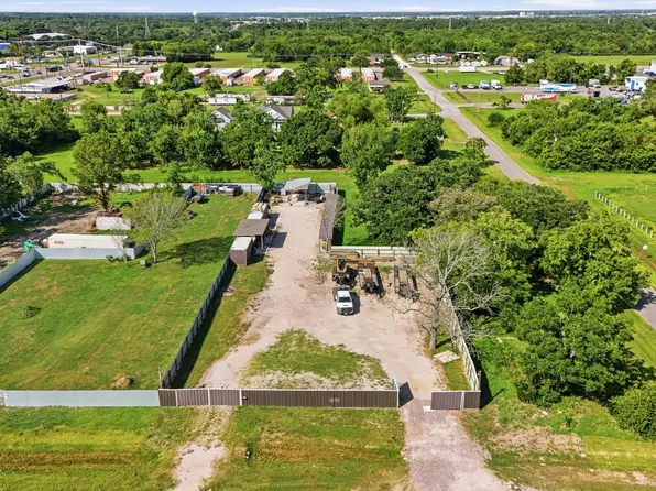 1406 Hill Ave, League City, TX 77573
