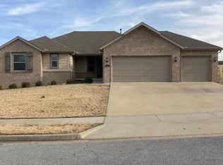 6305 SW Well Rd, Bentonville, AR 72712