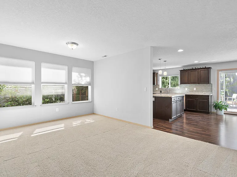 3823 S Mead St — Photo 6
