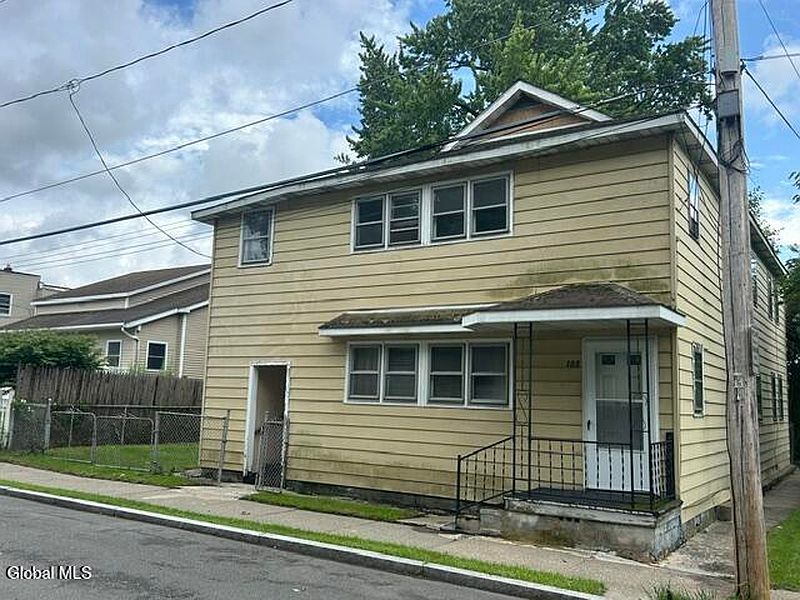 2nd image of 108 Heartt Avenue