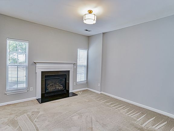 4th image of 359 Moonstone Dr #1