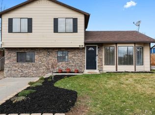 6116 S Longmore Dr, Kearns, UT 84118