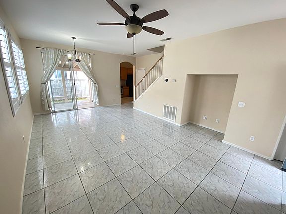 3rd image of 8351 Gold Coast Dr Unit 3