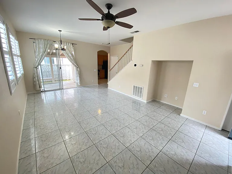 8351 Gold Coast Dr #3 — Photo 3