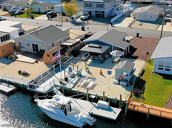18 W Mohawk Drive, Little Egg Harbor, NJ 08087