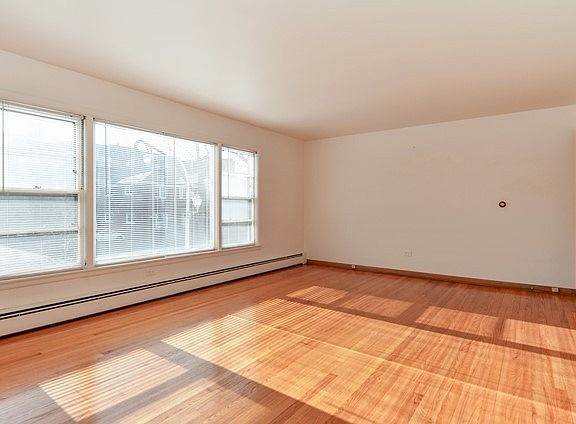 2nd image of 2308 W Birchwood Ave APT 1W