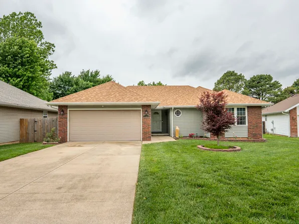2321 S Thelma Street, Springfield, MO 65807