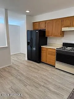 325 Towne Dr #11-5 — Photo 8